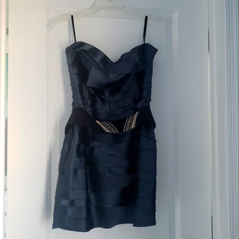 Elegant Dark Navy Strapless Dress